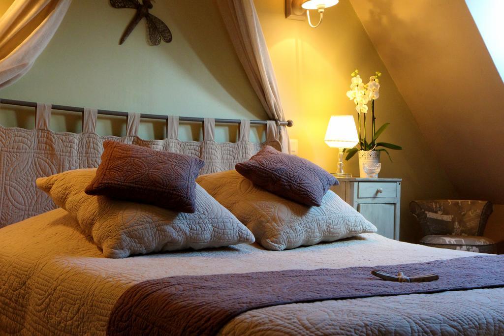 Chambres D'Hotes Du Presbytere La Bastide-l'Eveque Ngoại thất bức ảnh