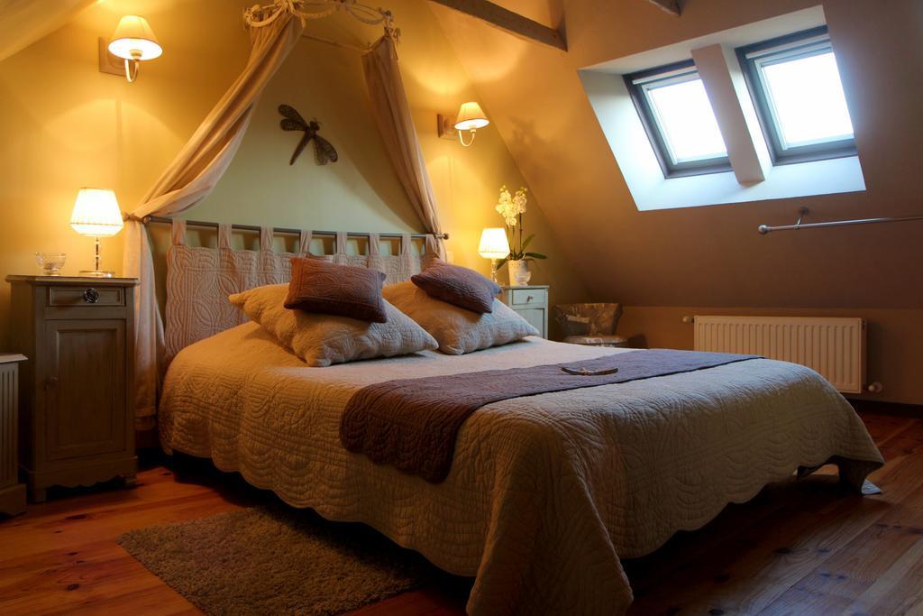 Chambres D'Hotes Du Presbytere La Bastide-l'Eveque Ngoại thất bức ảnh